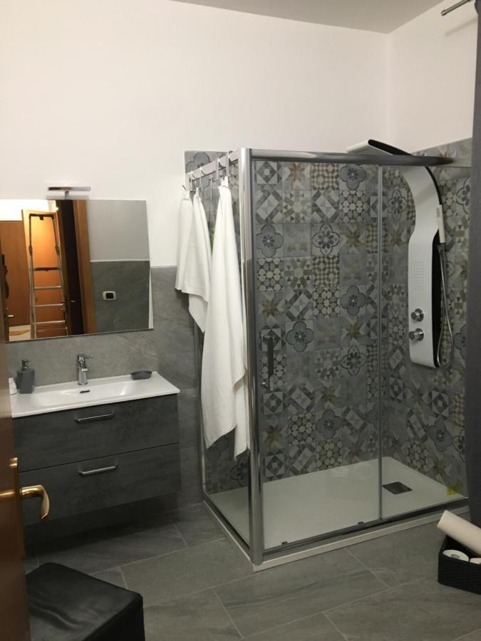 La Casa Di Nana' Locazione Turistica Apartment ปาแลร์โม ภายนอก รูปภาพ