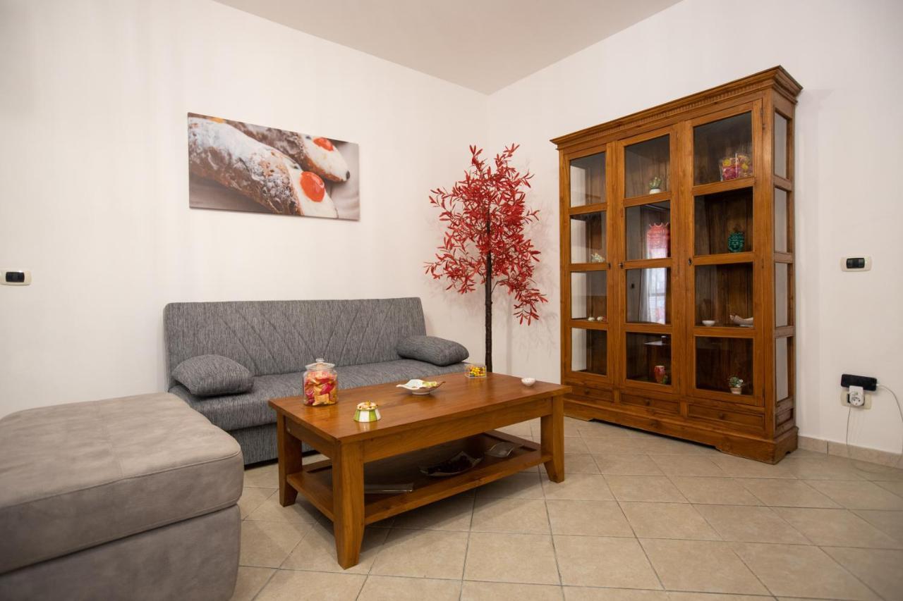 La Casa Di Nana' Locazione Turistica Apartment ปาแลร์โม ภายนอก รูปภาพ